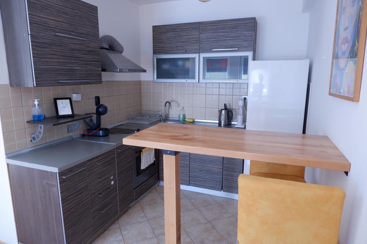 Petar'S Apartment สโกเปีย ภายนอก รูปภาพ